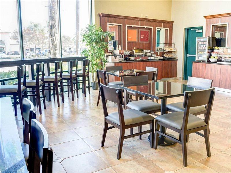 Comfort & Near Universal - N Hollywood - Burbank 3* Los Ángeles