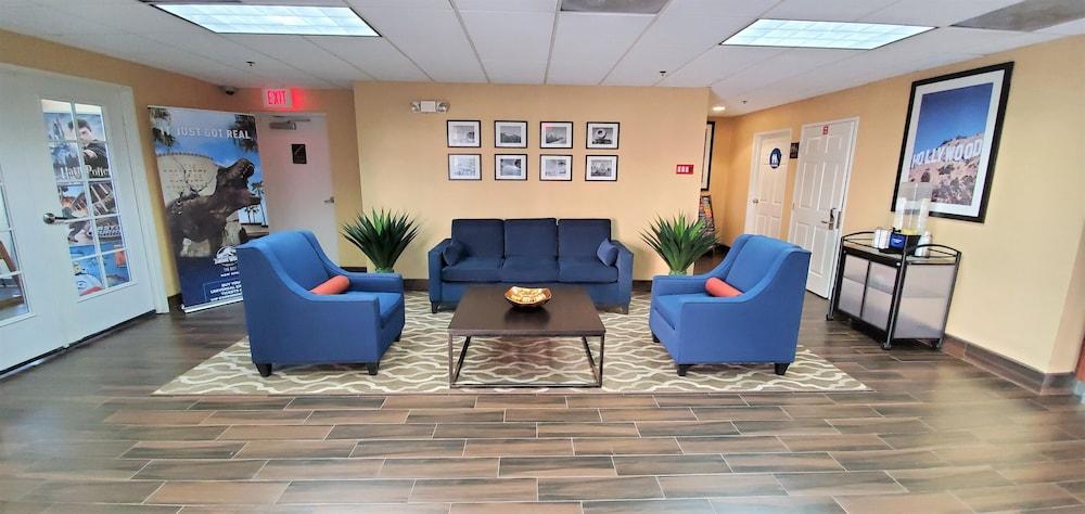 Hotel Comfort & Near Universal - N Hollywood - Burbank Los Ángeles